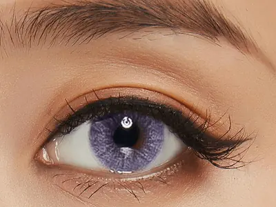 Bausch &amp; Lomb contact lens