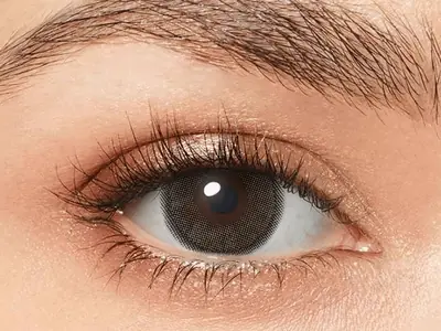 Bausch &amp; Lomb contact lens