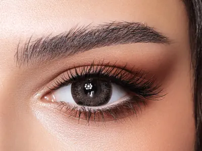 Bausch &amp; Lomb contact lens