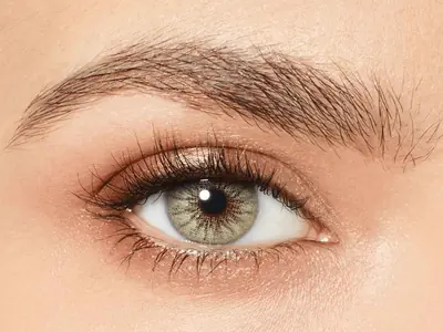 Bausch &amp; Lomb contact lens
