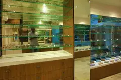 Lens Box store photo